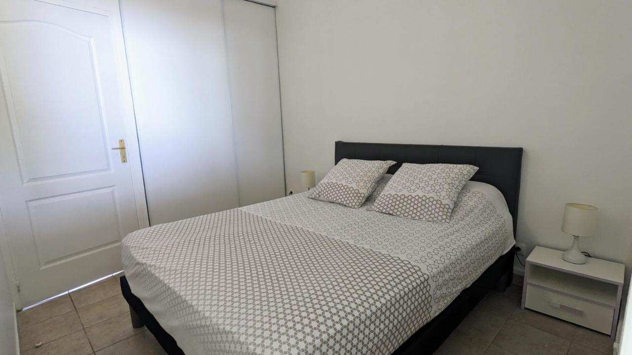 Magnifique Appt Crystal Beach Saint-Francois  Esterno foto